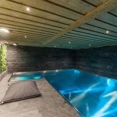 Stunning Modern With Indoor Pool And * Lauenen
