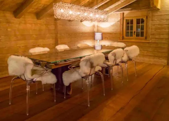 Stunning Modern With Indoor Pool And Lauenen