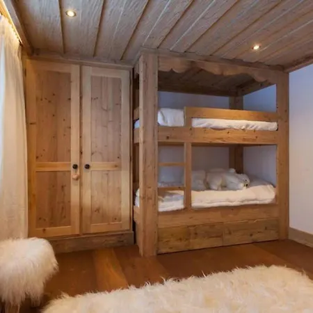 Stunning Modern With Indoor Pool And Vakantiehuis *