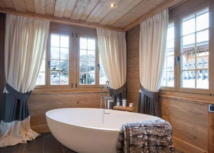 Сasa de vacaciones Stunning Modern With Indoor Pool And *