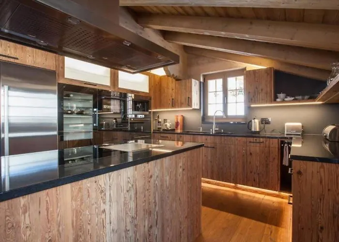 Сasa de vacaciones Stunning Modern With Indoor Pool And Lauenen